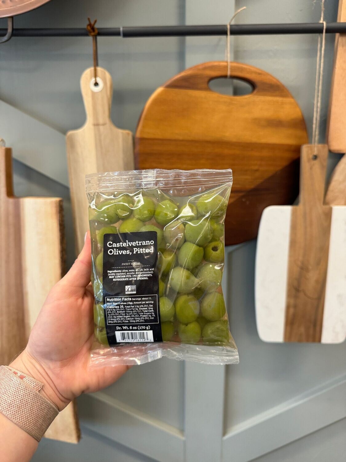 Divina Castelvetrano Olives, Pitted 6 oz