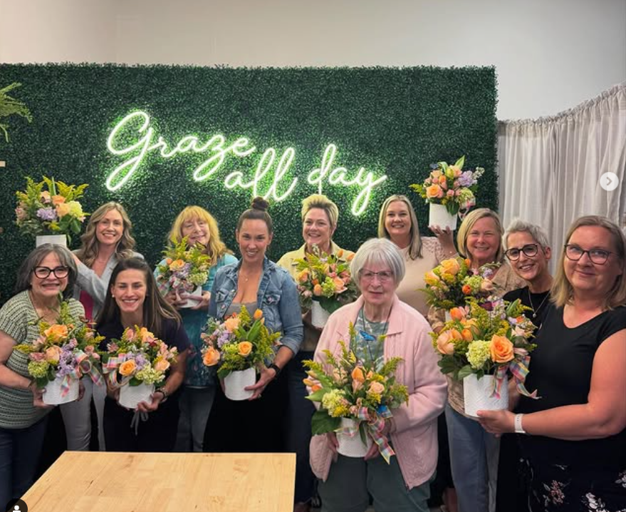 Floral Arrangement Class with Twisted Stems - Choose Date