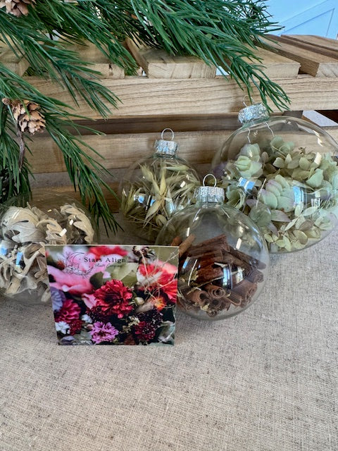 Holiday Dried Floral Ornament